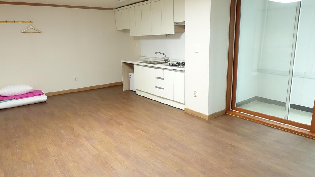 Hotel Happy Memory Jeonju Esterno foto