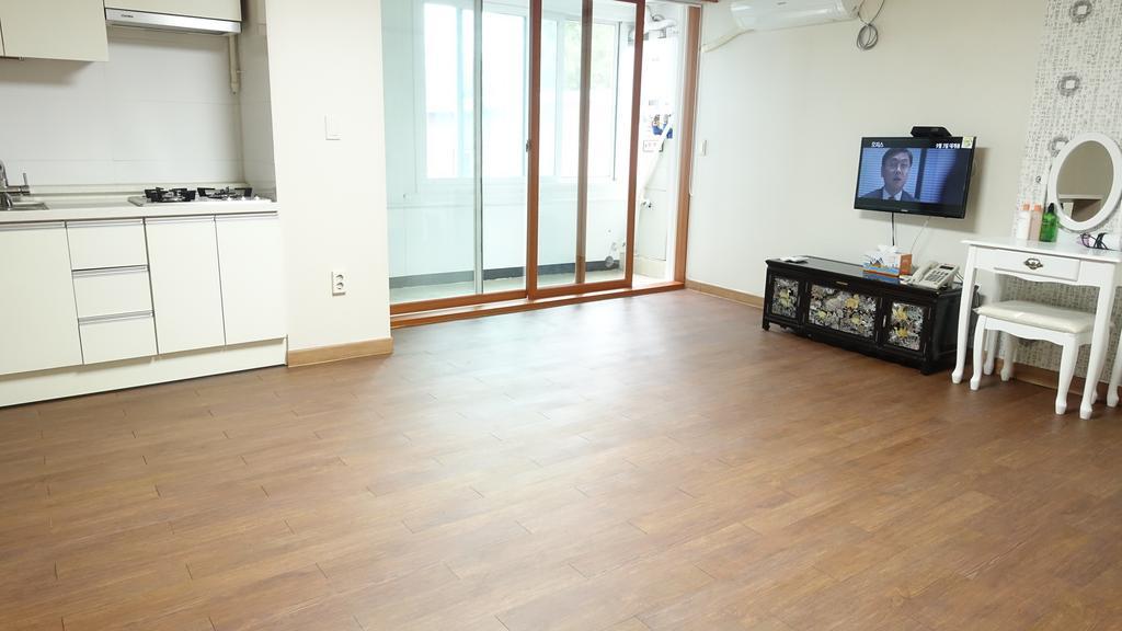 Hotel Happy Memory Jeonju Esterno foto